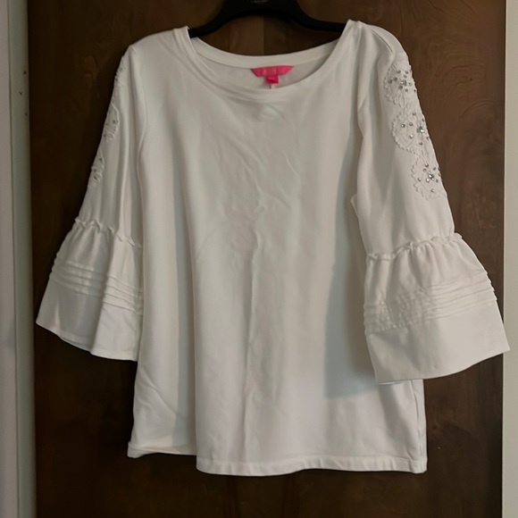 Lilly Pulitzer Sweaters - Lilly Pulitzer Jeweled sweatshirt top- Size XL